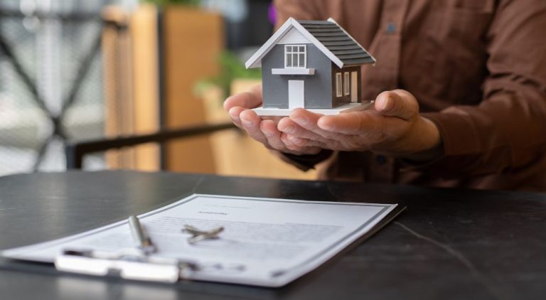 Expert Mortgage Strategies for UK Property Investors